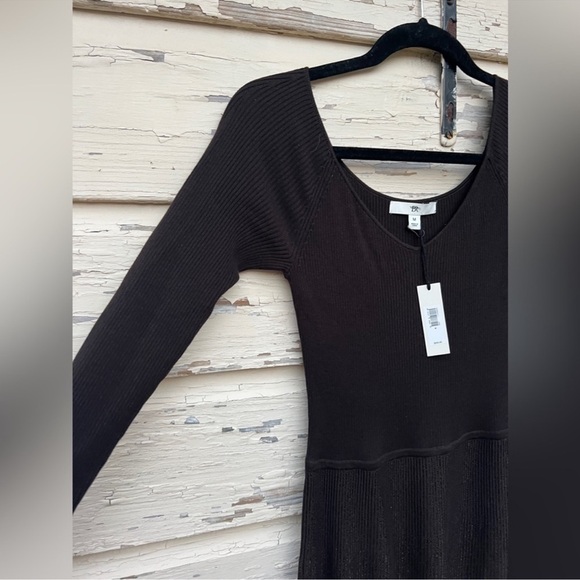 NWT! Banana Republic Chocolate Ganache Brown Sculpted V-Neck Maxi Dress - Picture 8 of 12